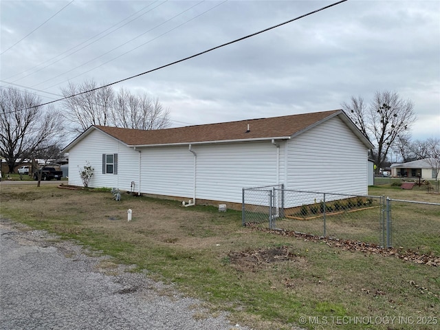 view of property exterior