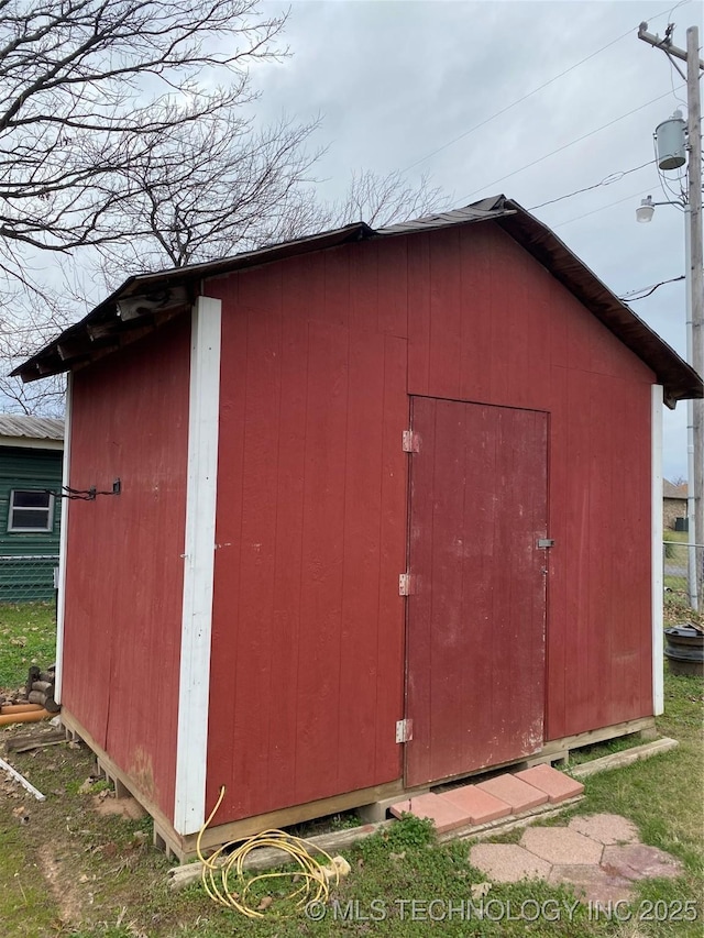 view of outbuilding