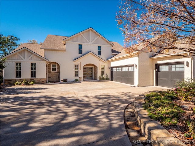 view of front of property featuring a garage