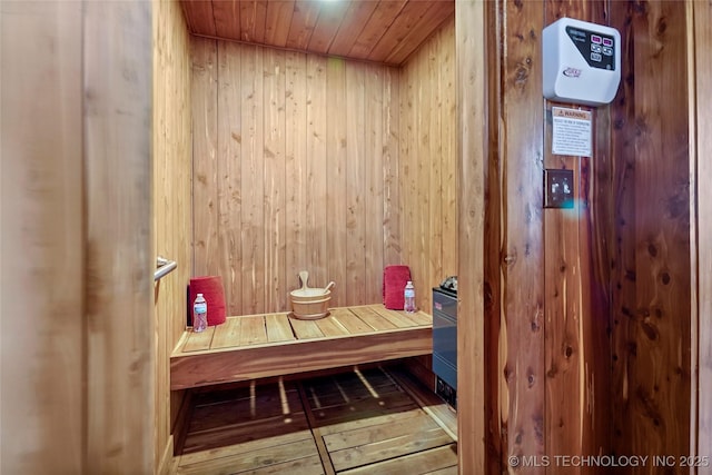 view of sauna / steam room