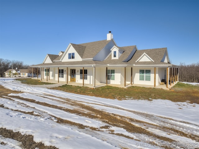 view of front of house featuring a porch