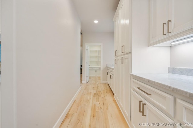 5809 E 126th Pl S, Tulsa, OK 74008 - corridor featuring light wood-type flooring, baseboards, and recessed lighting