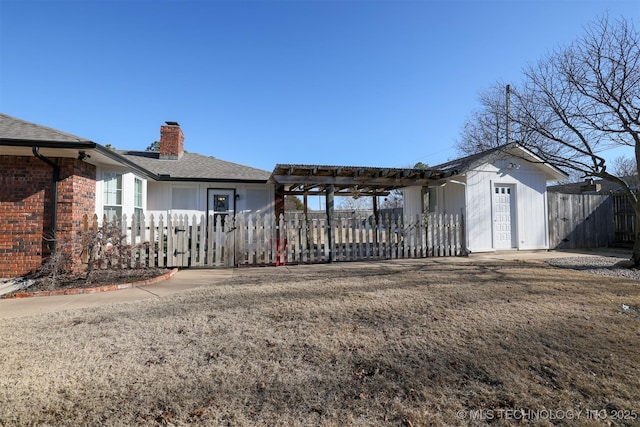 view of front of property