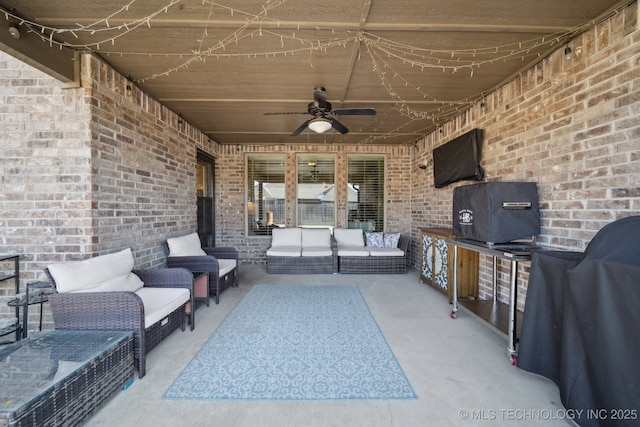 view of patio featuring ceiling fan and outdoor lounge area