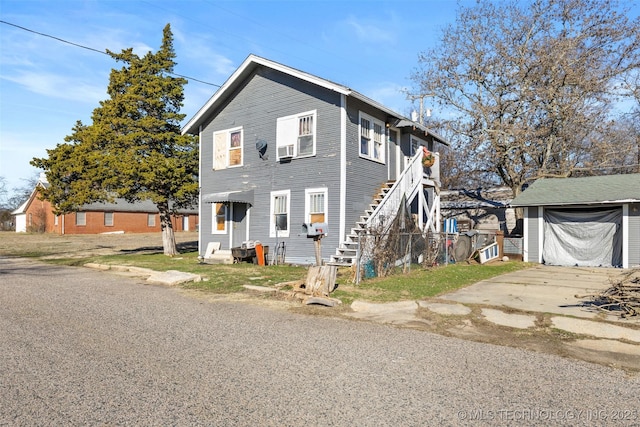 view of front of house