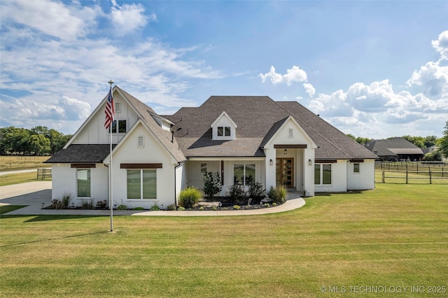 view of front of property with a front yard