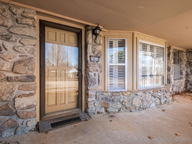 view of property entrance