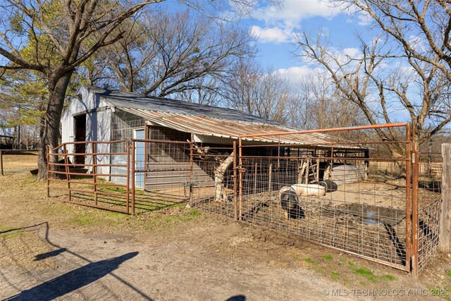 view of outdoor structure