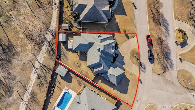 912 Dornick Dr, Ardmore, OK 73401 - aerial view of property's location with property parcel outlined and a pool area