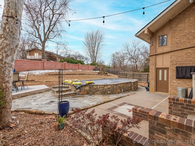 view of yard with a patio area