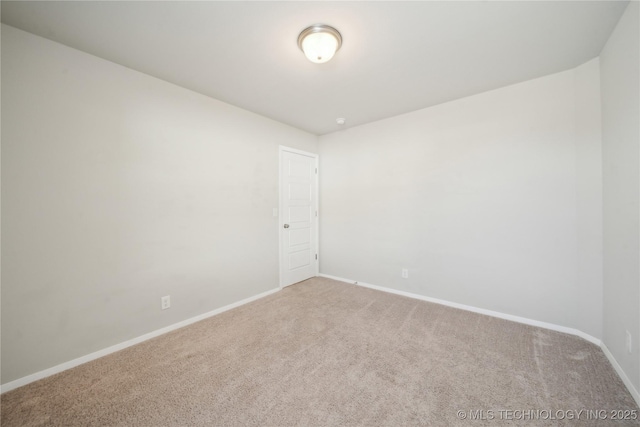 empty room featuring carpet