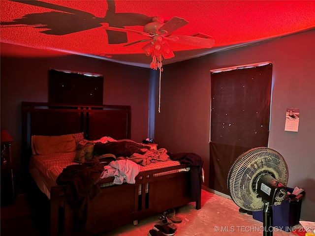 119 S Arkansas St, Caddo, OK 74729 - bedroom featuring visible vents