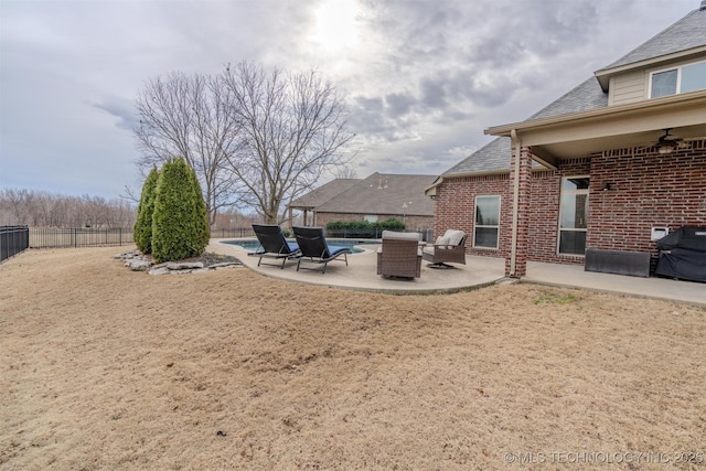 view of yard featuring a patio