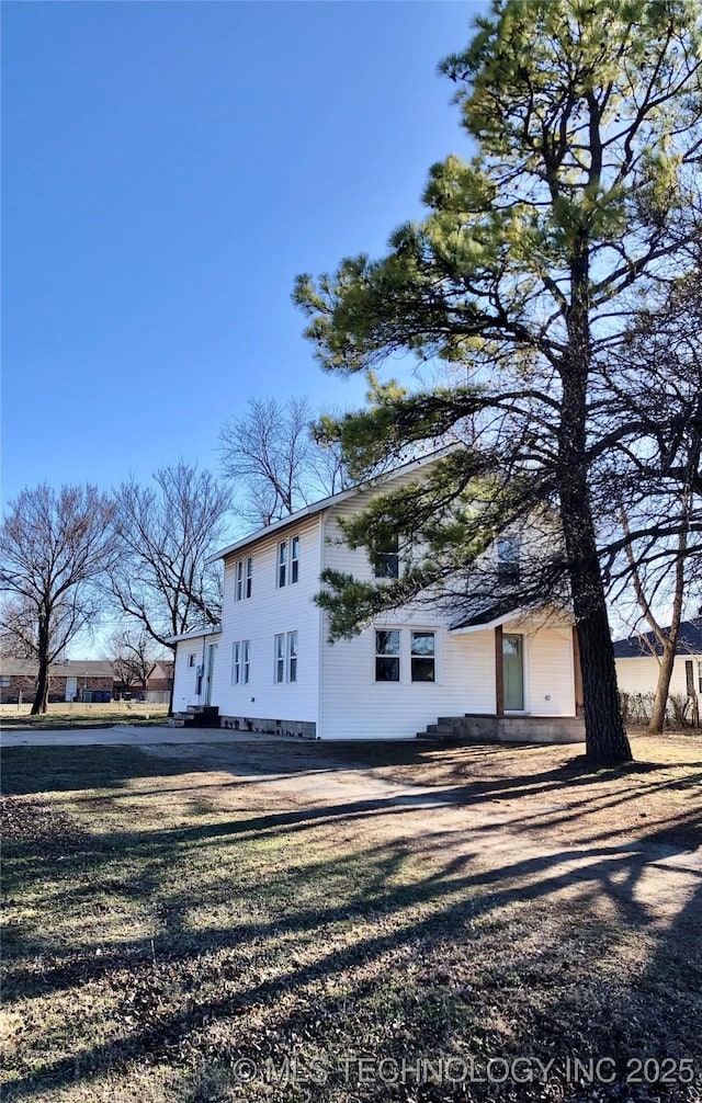 view of home's exterior