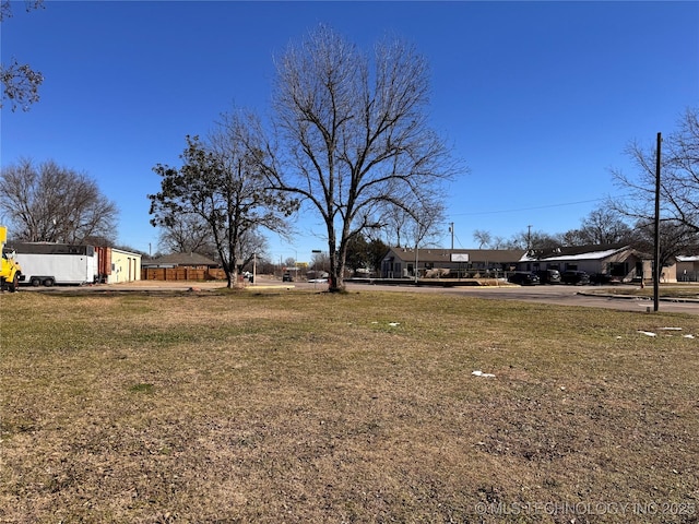 Listing photo 3 for 437 E SE, Ardmore OK 73401