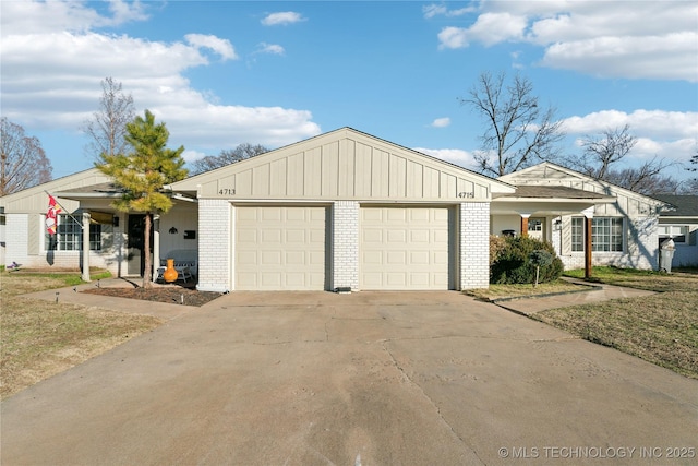 ranch-style house featuring a garage