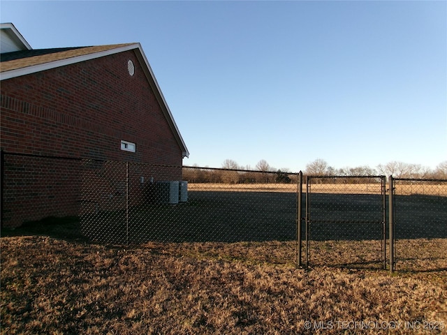 10500 W 123rd Rd, Oktaha, OK 74450 - view of yard featuring a rural view