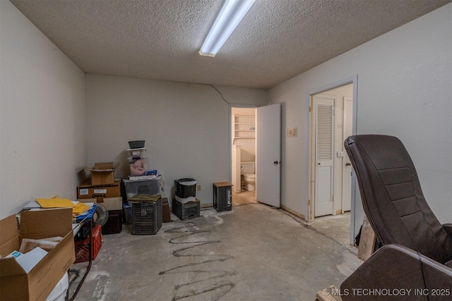 office area featuring a textured ceiling