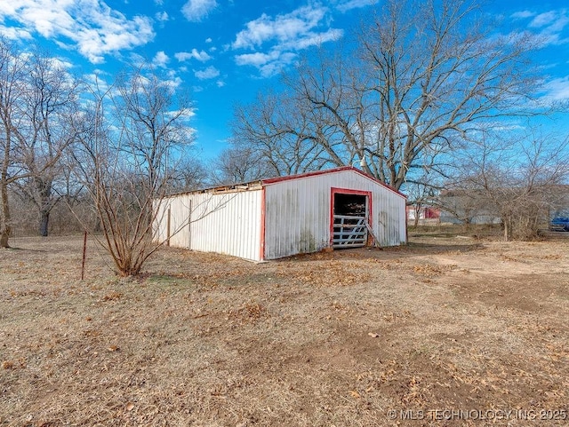 view of outbuilding