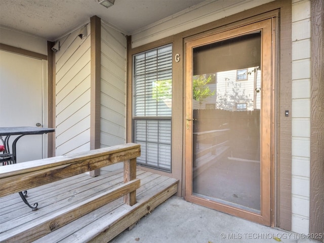 view of entrance to property