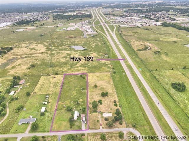 Listing photo 2 for 13812 E 122nd St N, Collinsville OK 74021