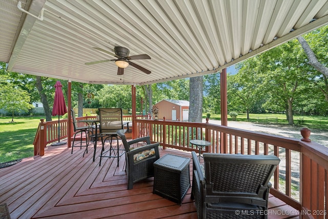 deck with ceiling fan