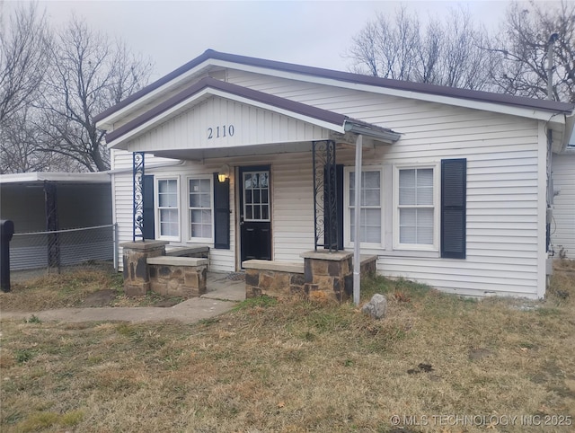 view of front of property