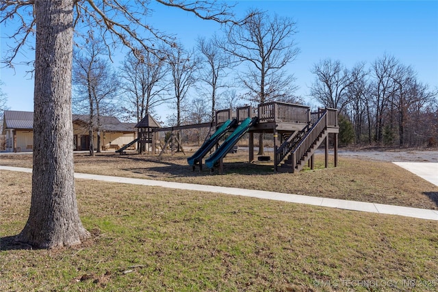 view of jungle gym with a yard