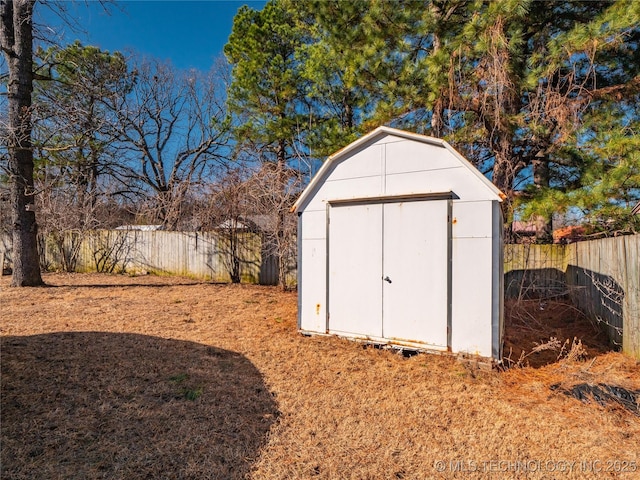 view of outbuilding