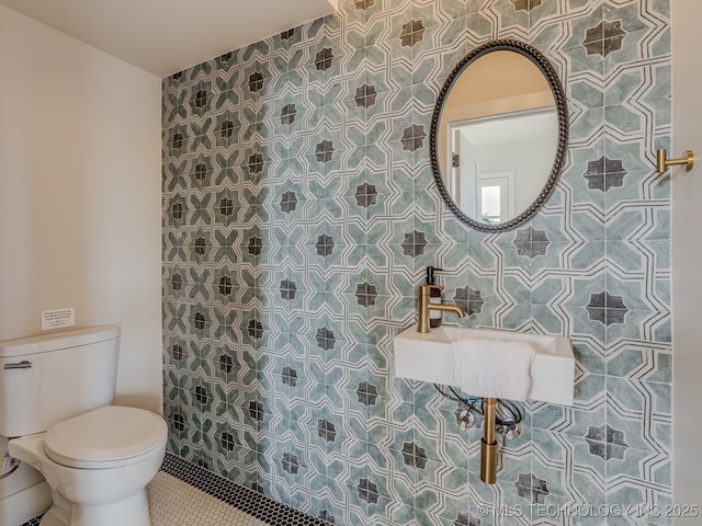 56 Center Ln N, Carlton Landing, OK 74432 - bathroom with toilet