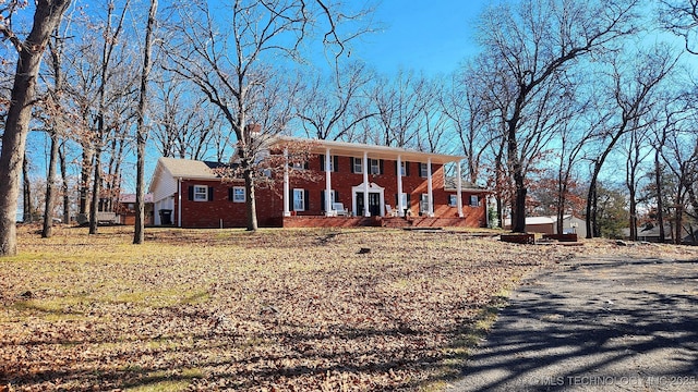 view of front of house with a porch