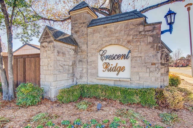 view of community / neighborhood sign