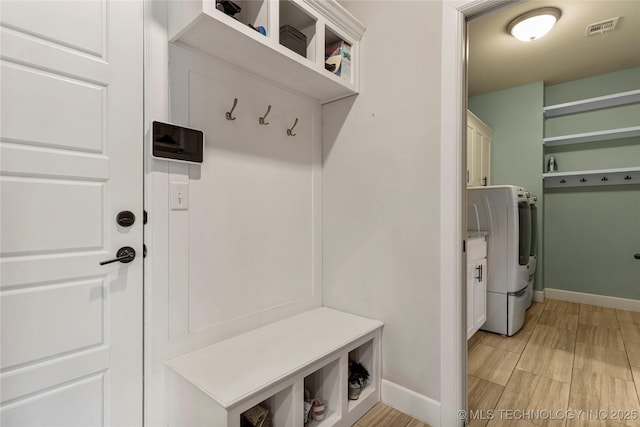 mudroom featuring washer / clothes dryer