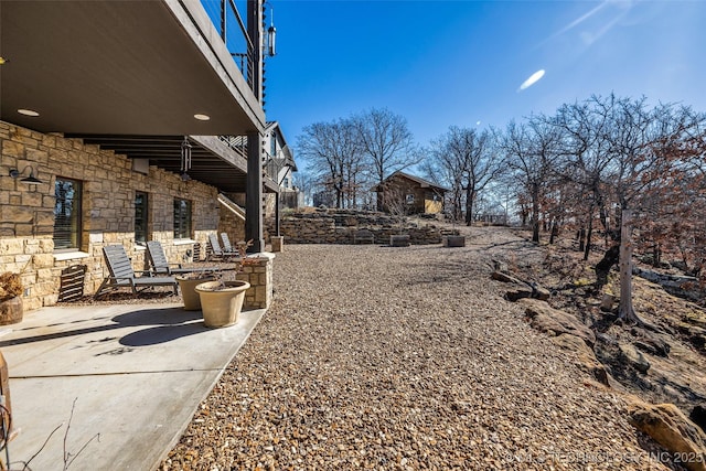 view of yard with a patio area