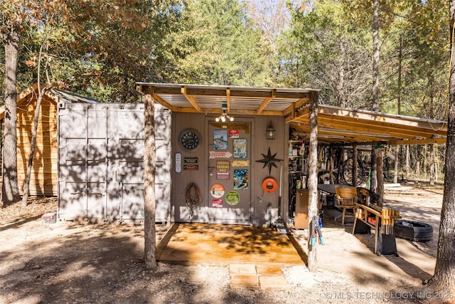 view of outbuilding