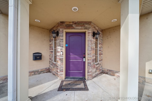 view of property entrance