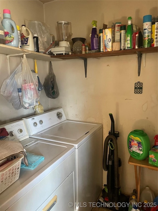 laundry room featuring washer and dryer