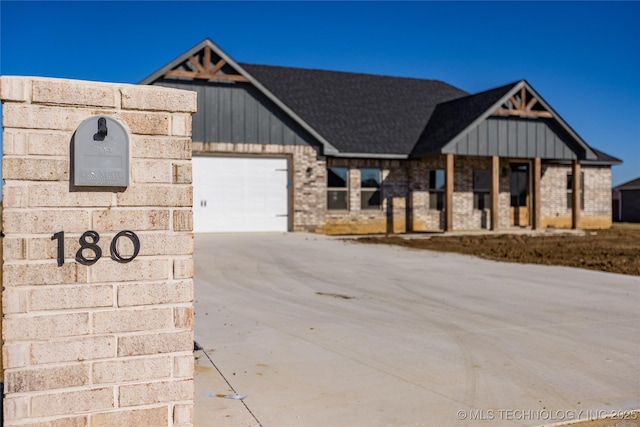 view of front of home featuring a garage