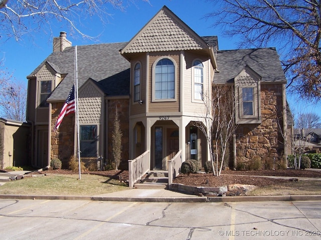 view of front of house