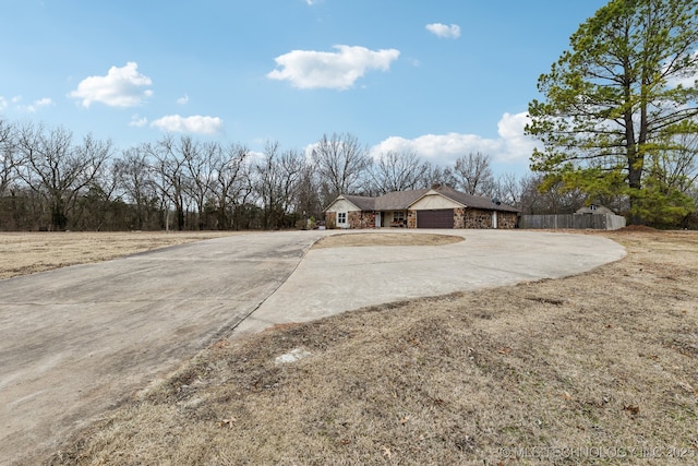 view of yard featuring a garage