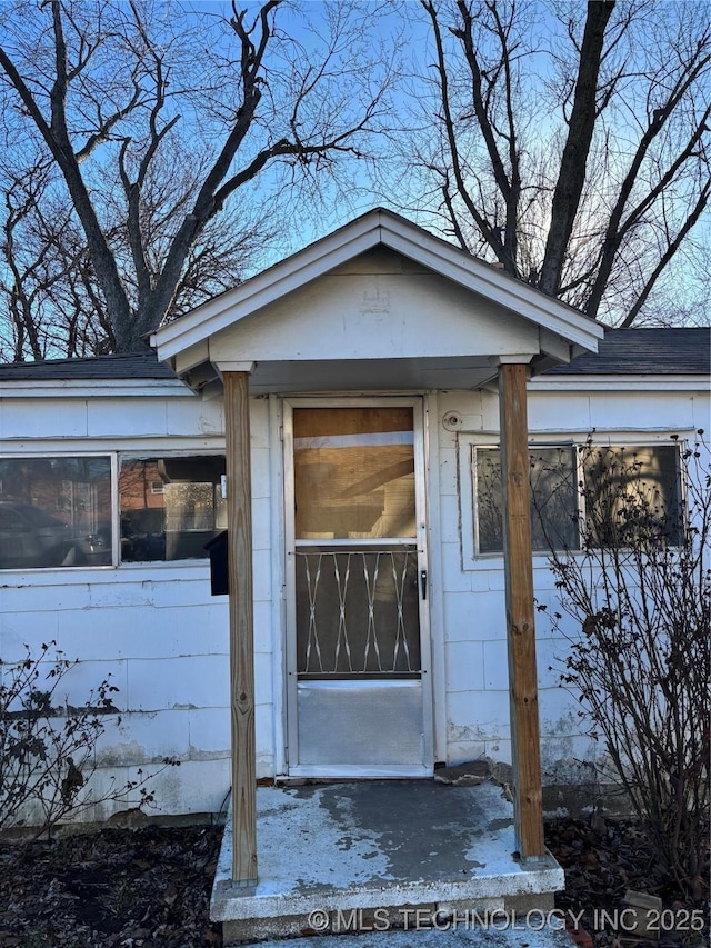 view of entrance to property