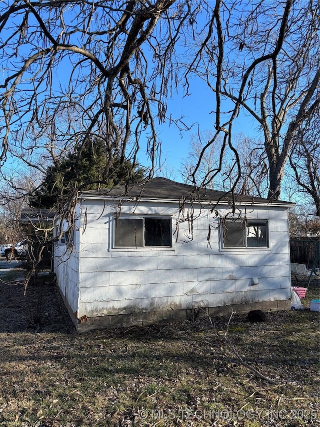 view of property exterior