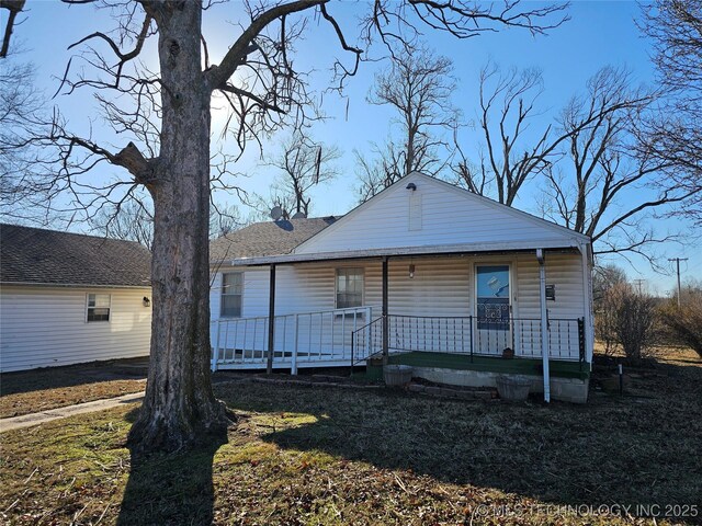 exterior space featuring a porch