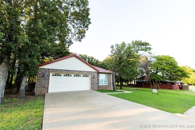 view of front of property with a front lawn