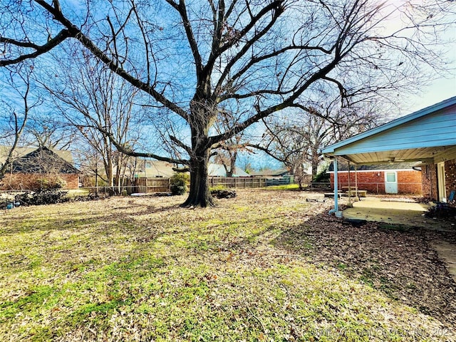 view of yard with a patio