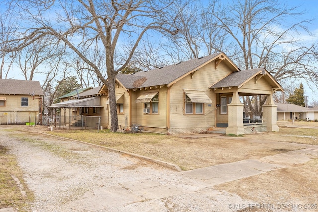 view of front of property