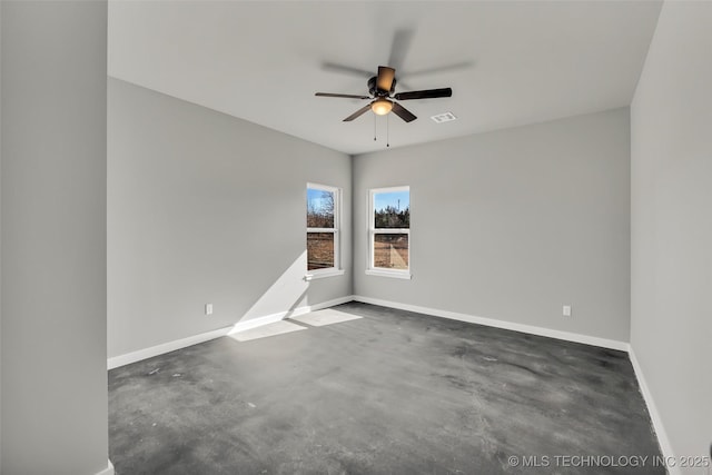 empty room featuring ceiling fan