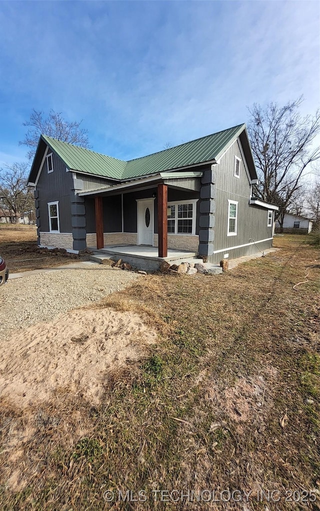 view of front of home