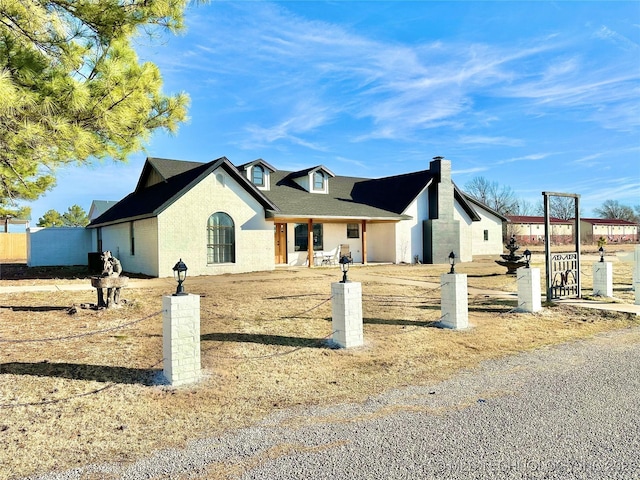 view of front of property