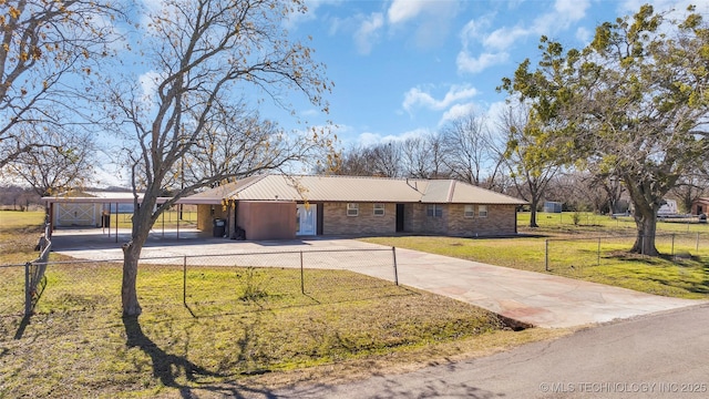 ranch-style house with a front yard